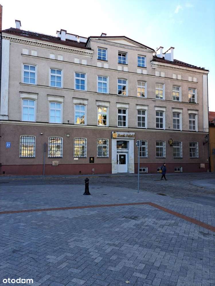 Bartoszyce, Plac Konstytucji 3 Maja 21 -lok. użytk