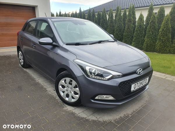 Hyundai i20 1.4 Automatik Trend - 2