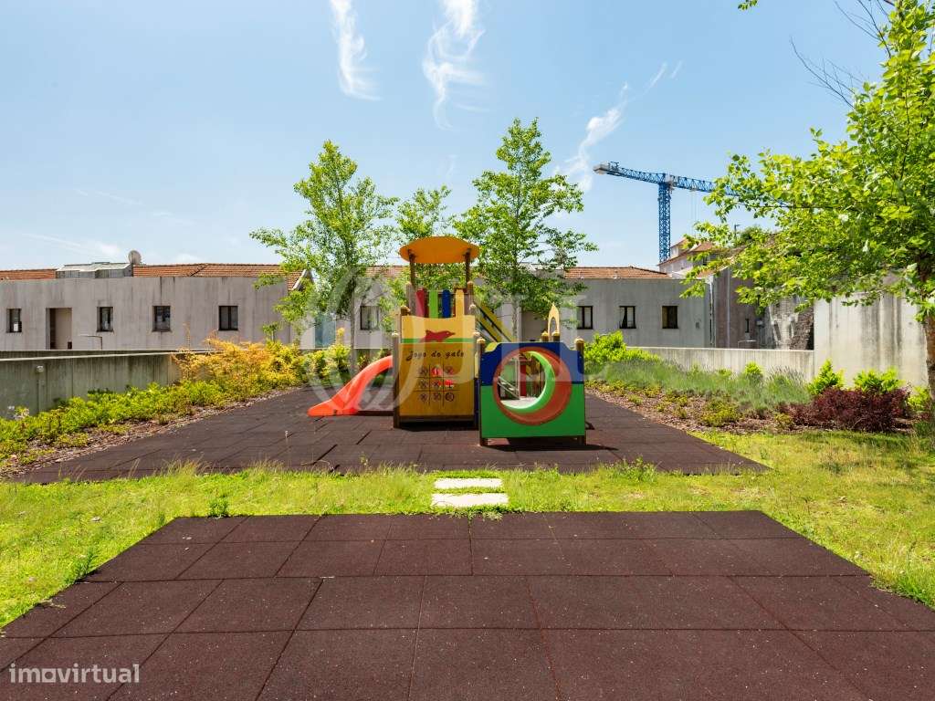 Apartamento T3 em condomínio, Massarelos, Porto-23
