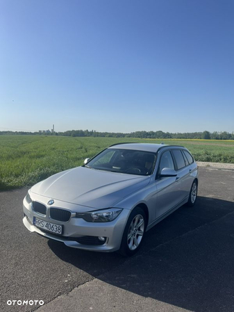 BMW Seria 3 318d DPF Touring - 3