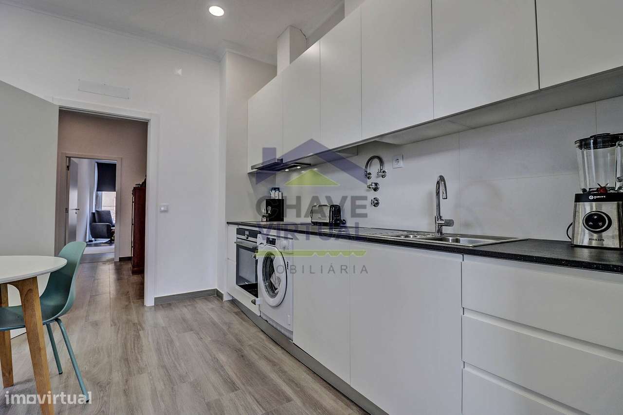 Apartamento T3 com Terraço Amplo - Centro Bombarral-19