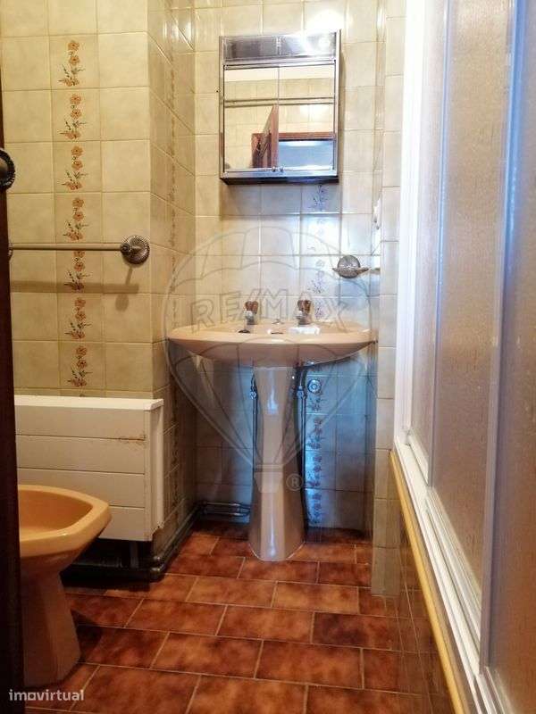 Moradia T6 para venda-28