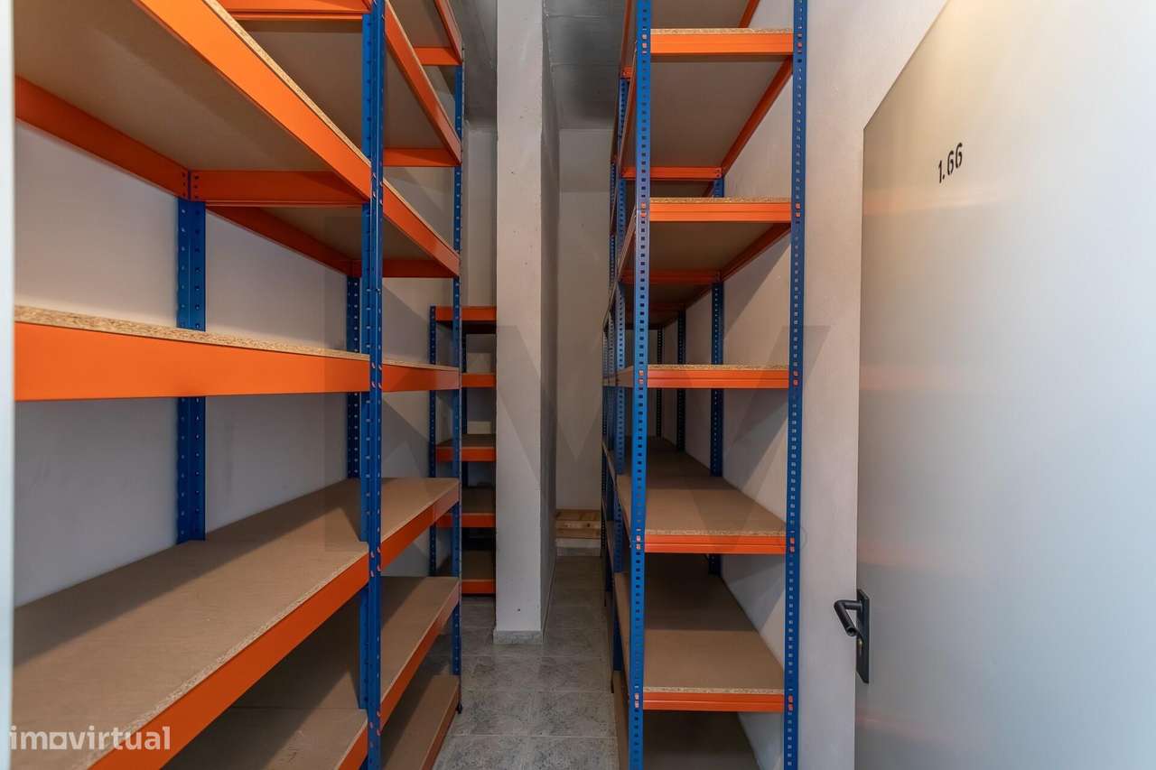 Praça de Espanha | T1 c/ estacionamento e varanda em Edf. de prestígio-28