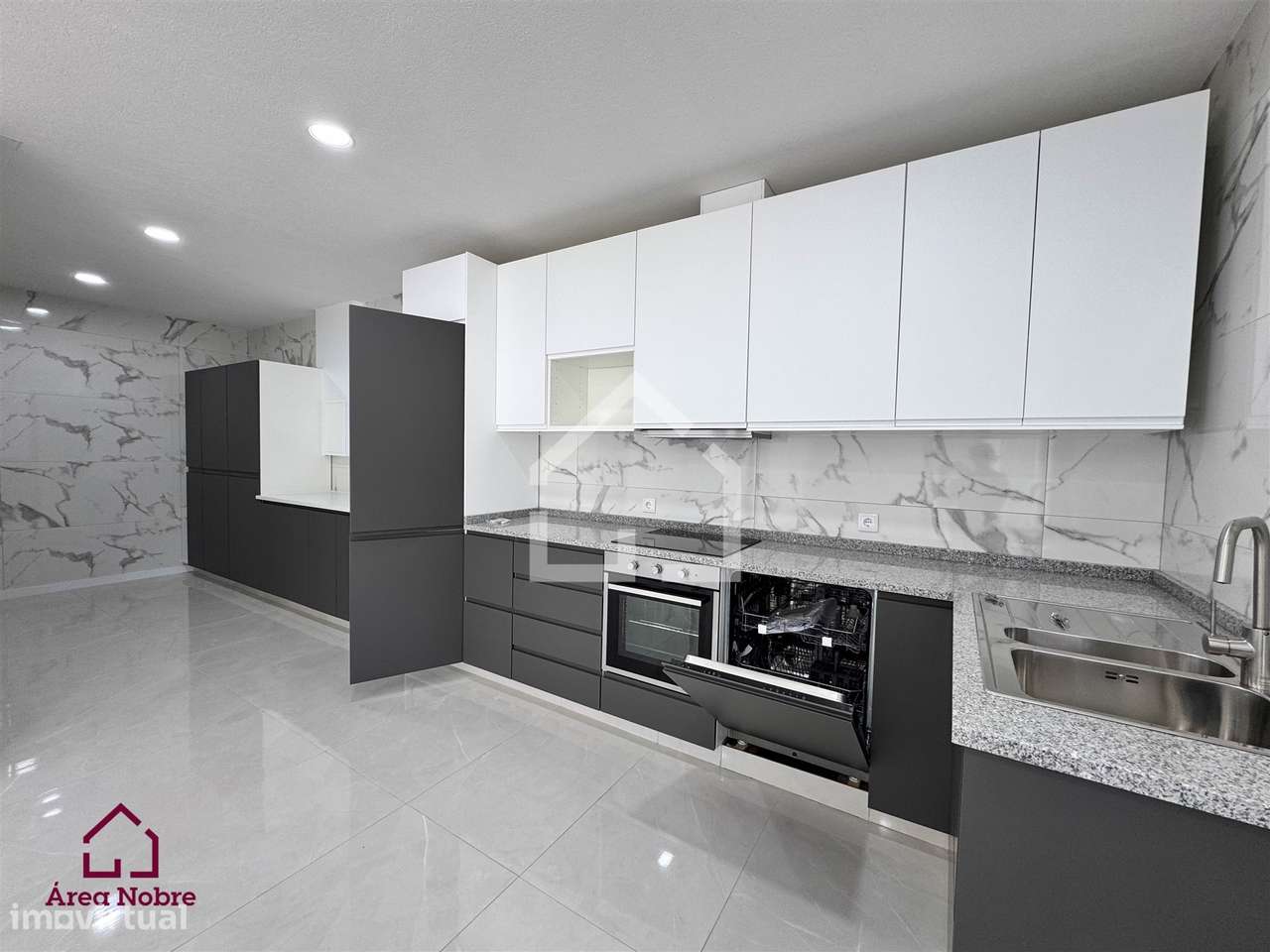 Apartamento T2+1 Arrendamento em Paços de Brandão,Santa Maria da Feira - Grande imagem: 5/12