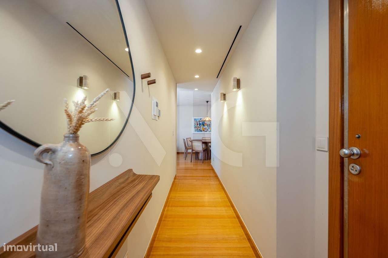 Penthouse T2 Matosinhos em Condomínio fechado com Garagem e Arrumos-3