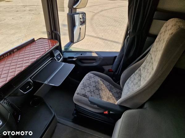 Scania Navi, Zbiorniki 1500 l / Dealer Scania Warszawa - 27