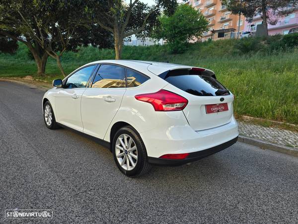 Ford Focus 1.5 TDCi DPF S&S Titanium - 9