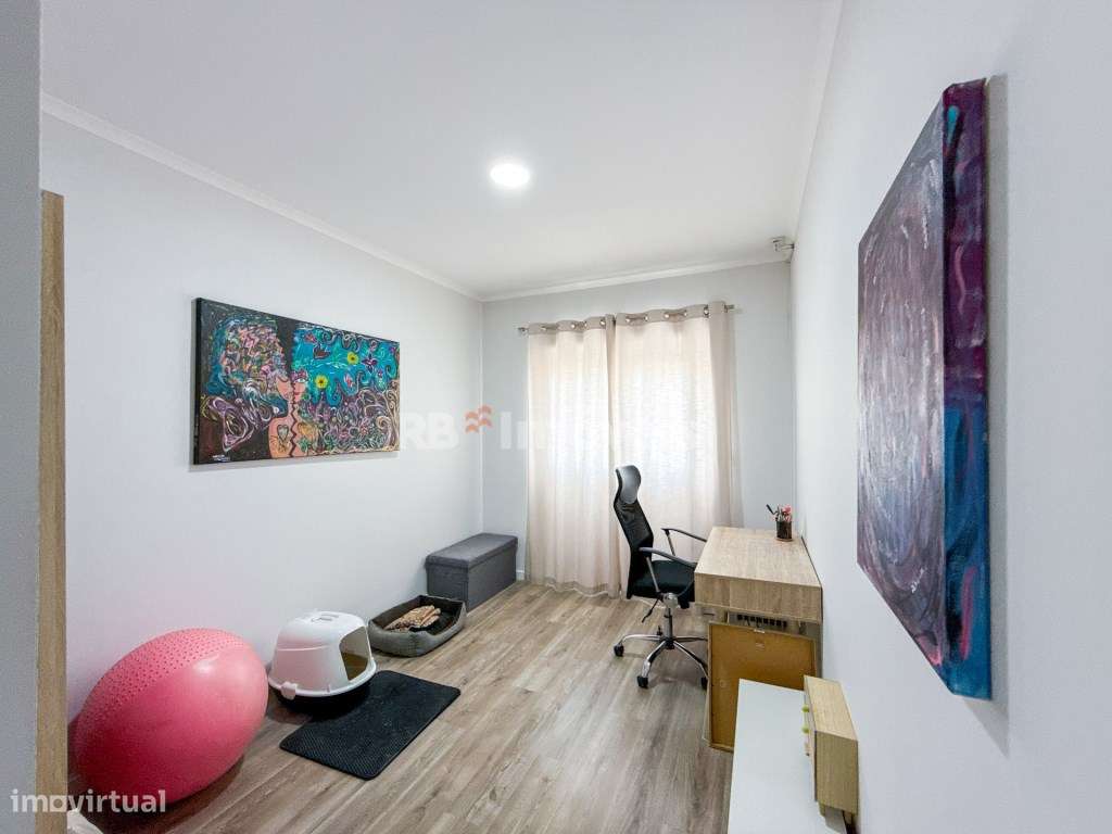 Apartamento T3 Remodelado c/ Varandas - Junto à Estação de Comboios...-30