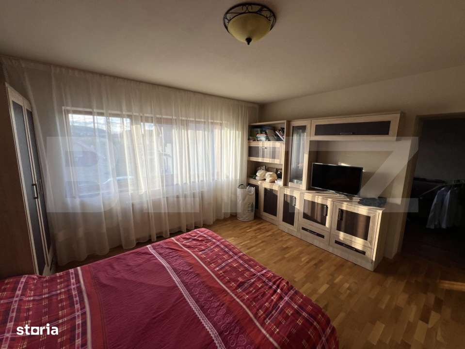 VILĂ deosebita cu piscina si panorama spre padure - Imagine principală: 5/17