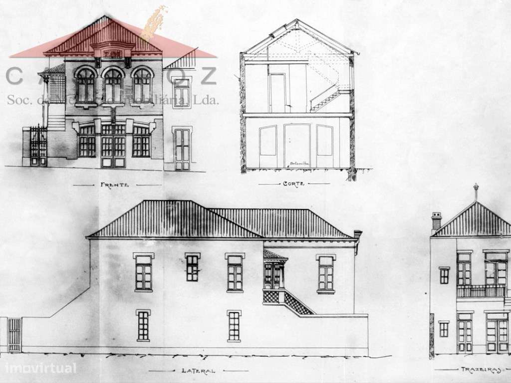 Lordelo do Ouro - Moradia de gaveto para recuperação total-7