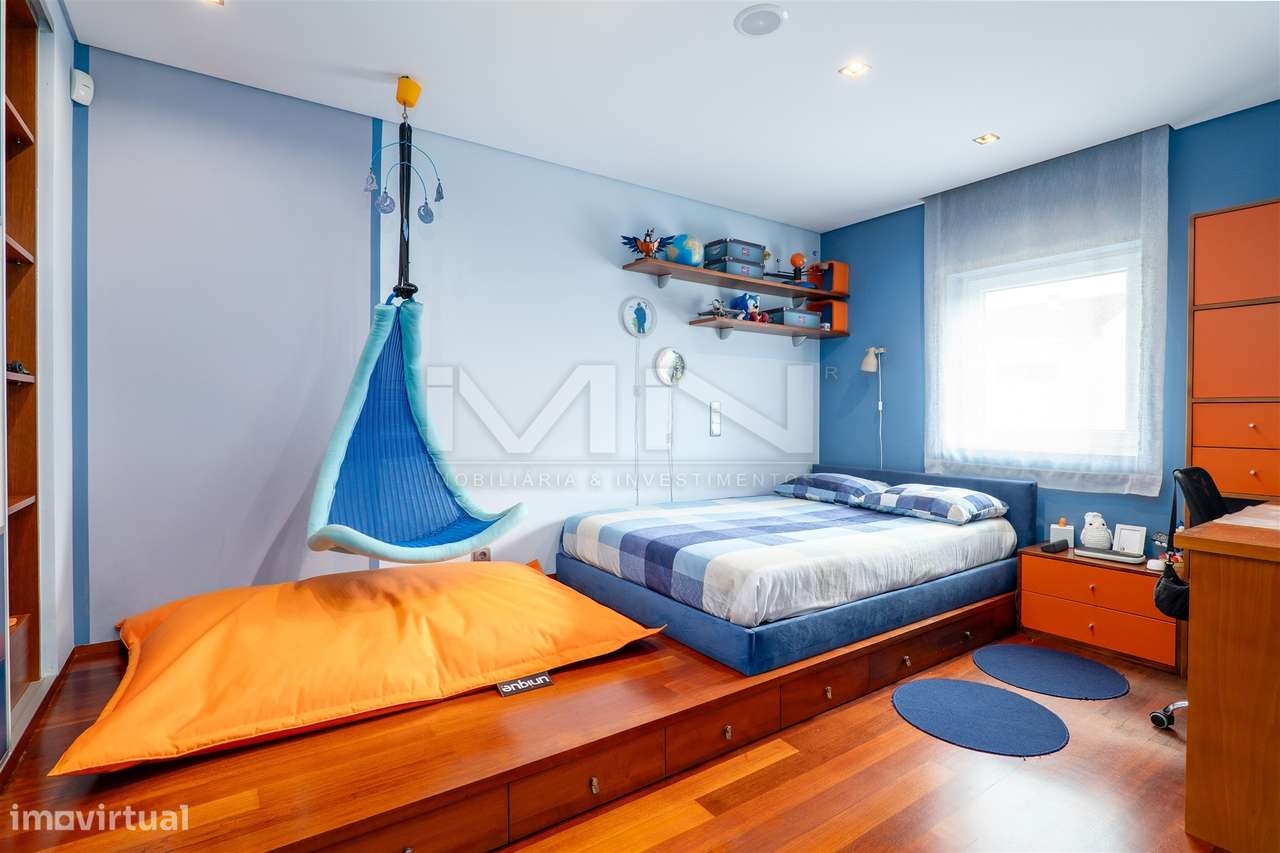 Moradia T3+1 - Exclusividade, Design e Conforto Superior-33