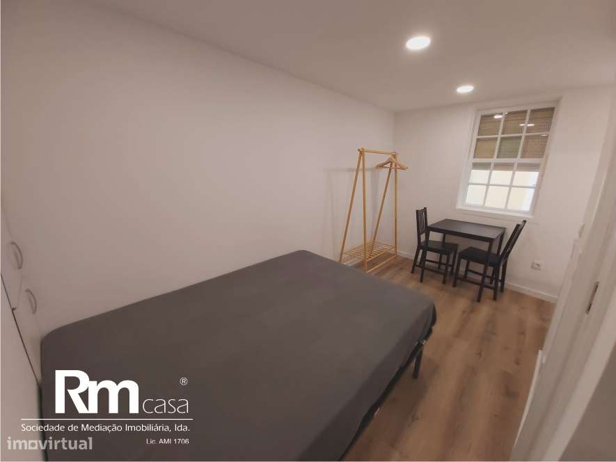 Excelente Prédio remodelado junto à Praça do Comercio-32