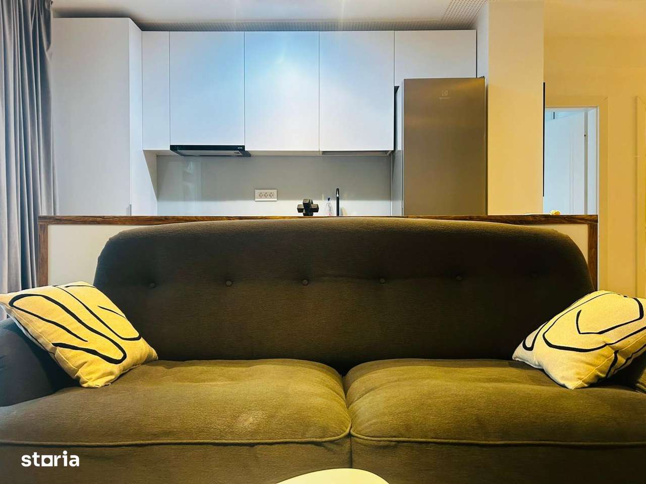 vanzare 2 camere lux. parcare inclusa  Core Timpuri Noi-14