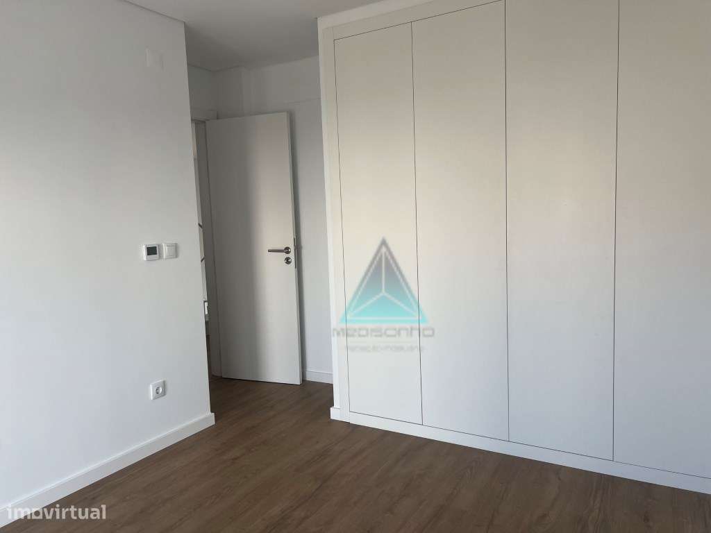 Moradia geminada T4 com excelentes acabamentos Quinta do Desembarga...-31