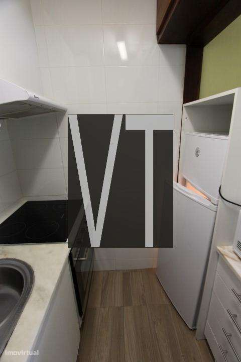 T1 R, Costa Cabral- Pingo Doce/ Igreja da Areosa - Grande imagem: 3/13