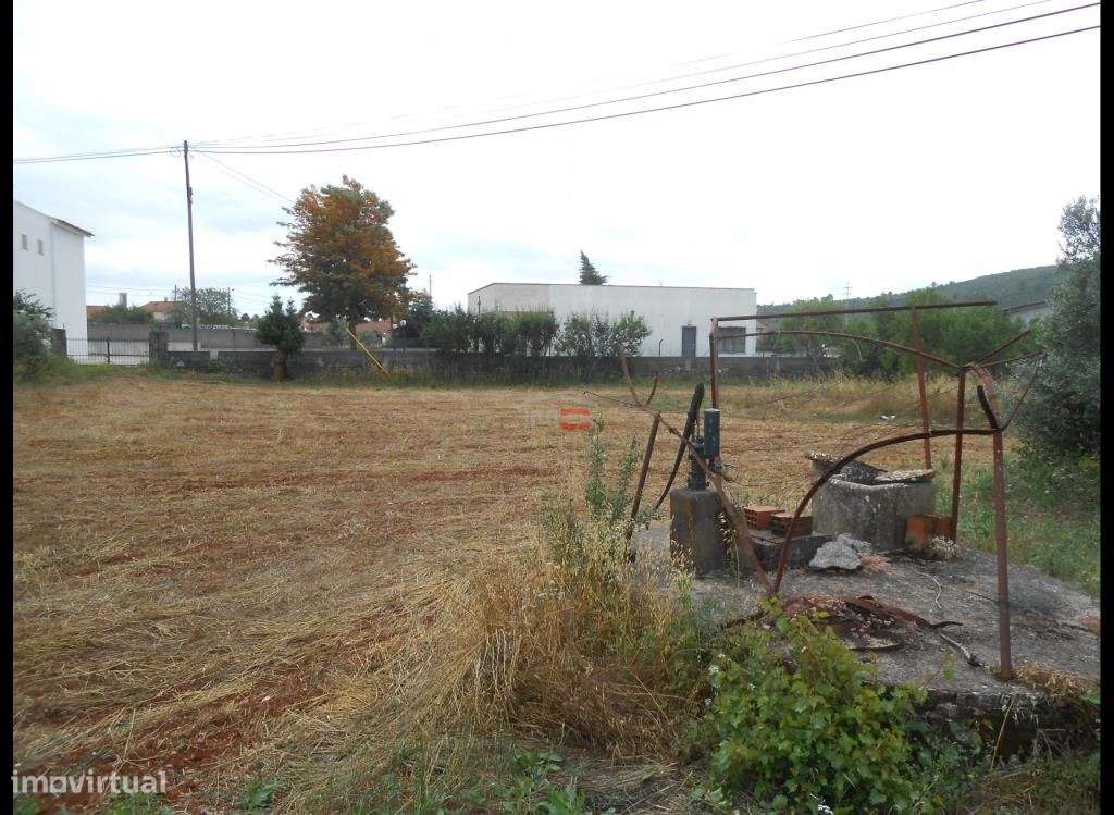 TERRENO PARA CONSTRUÇÃO COM 2880 M2 - MORADIA PARA RESTAURO-17