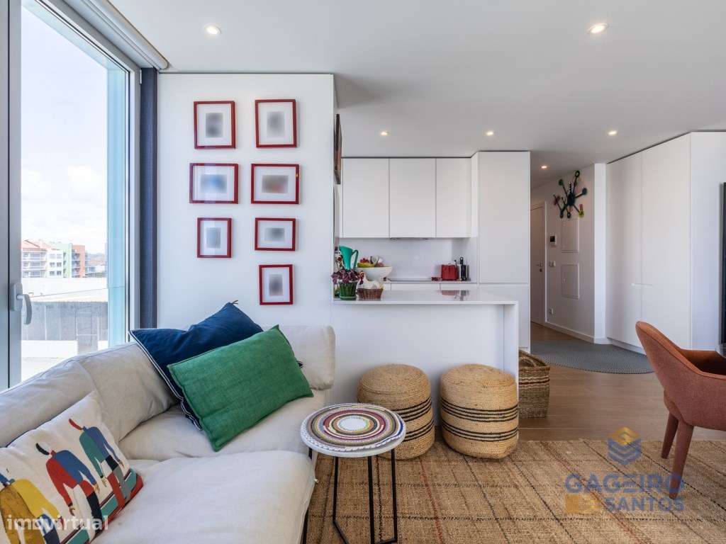 Apartamento T2 na Primeira Linha de Mar - Avenida Marginal, São Mar...-9
