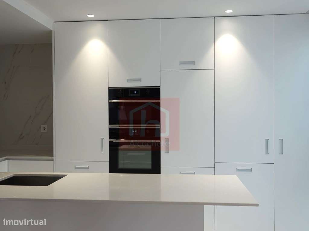 Apartamento - Dúplex Novo T3 no Centro de Alcochete - Grande imagem: 2/20