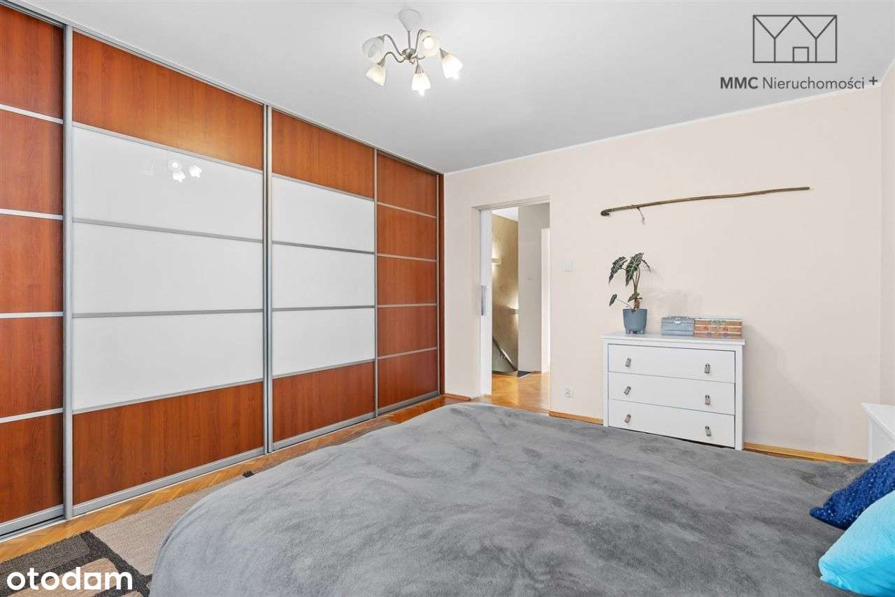 Dom szeregowy z garażem – Sosnowiec ul. Szara-12