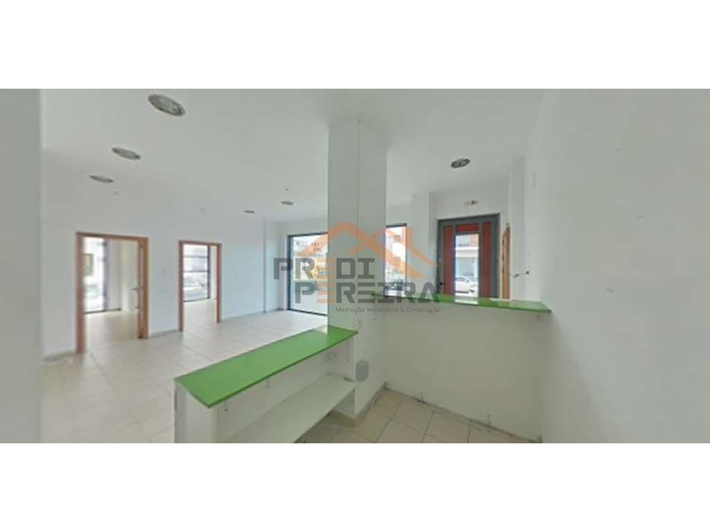 Loja centro de Odivelas. - Grande imagem: 4/27