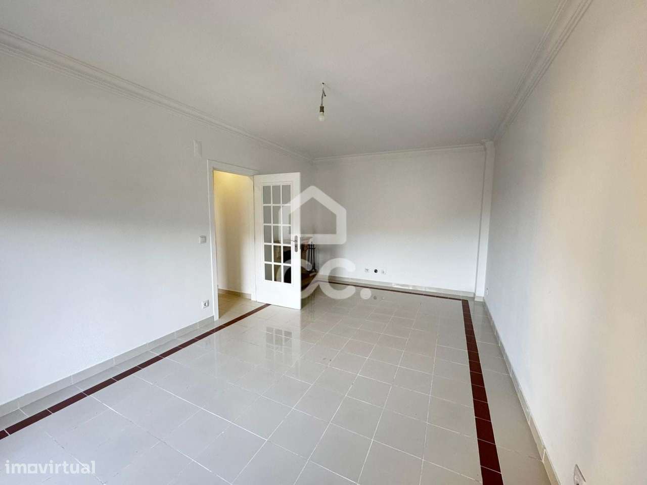 Apartamento T3 com Varanda e Arrecadação em Feijó-5