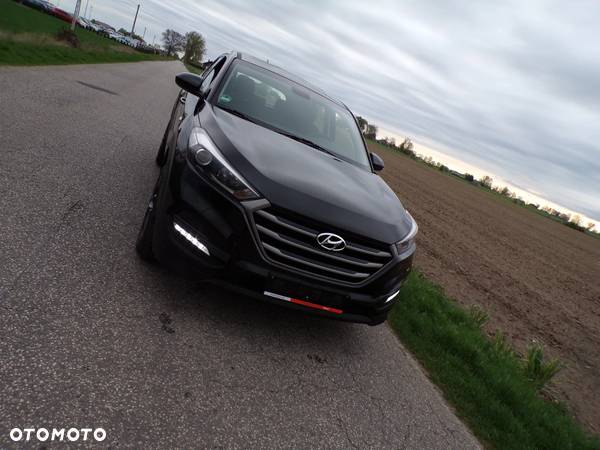 Hyundai Tucson - 2