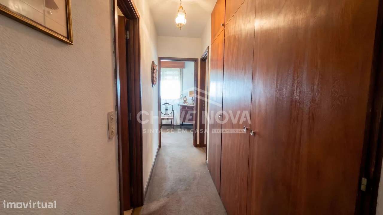 Apartamento t2 à venda na Rua Santa Luzia-21