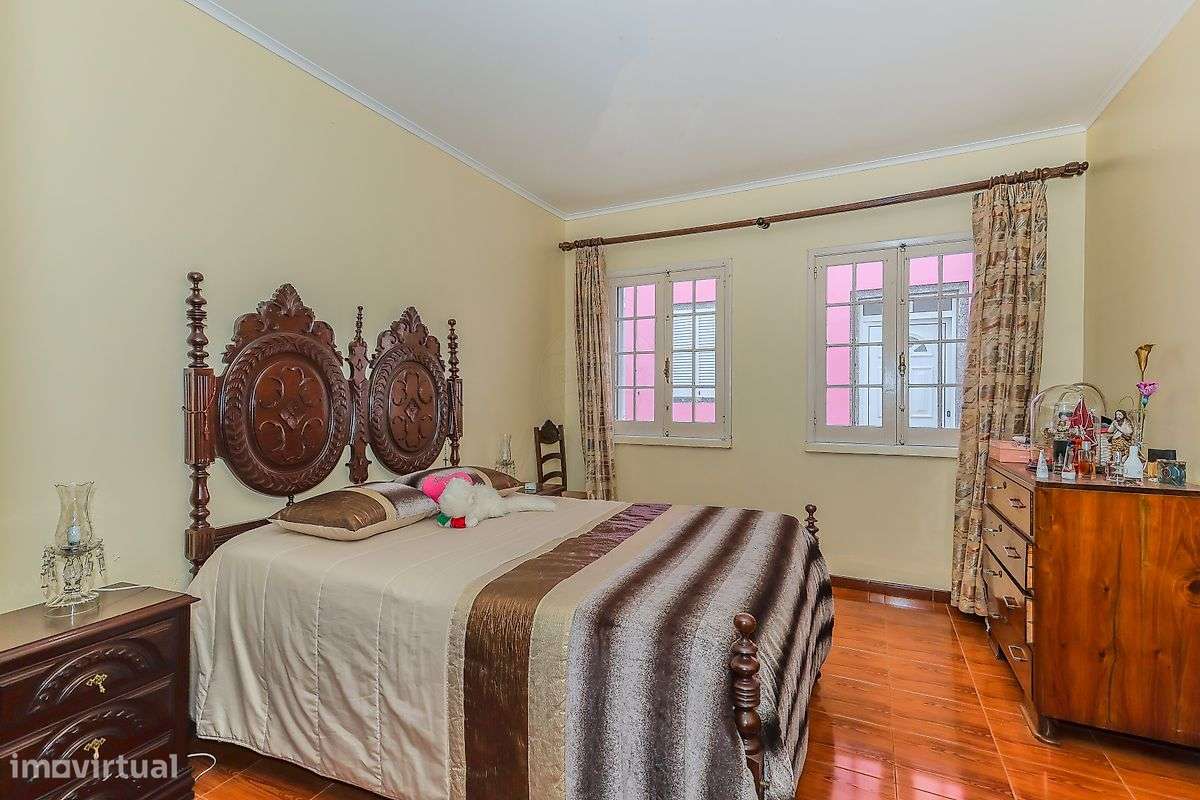 Moradia T4 para venda - Grande imagem: 4/17