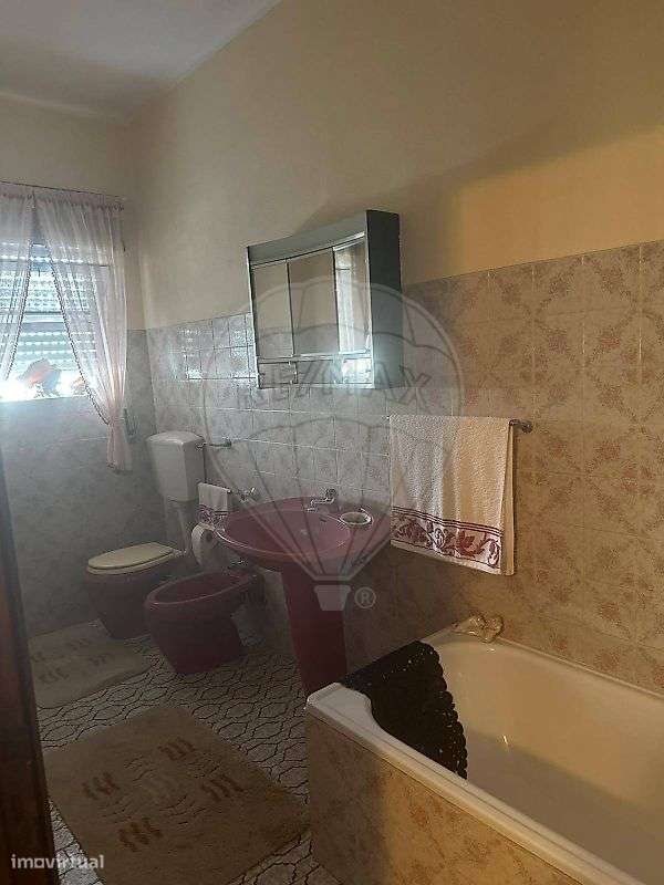 Moradia T4 para venda-18