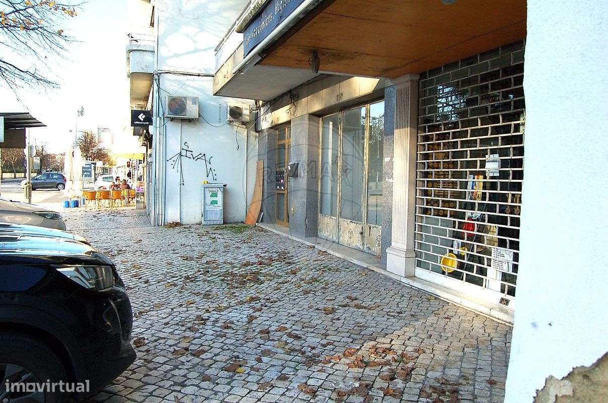 Loja  para arrendamento - Grande imagem: 3/17