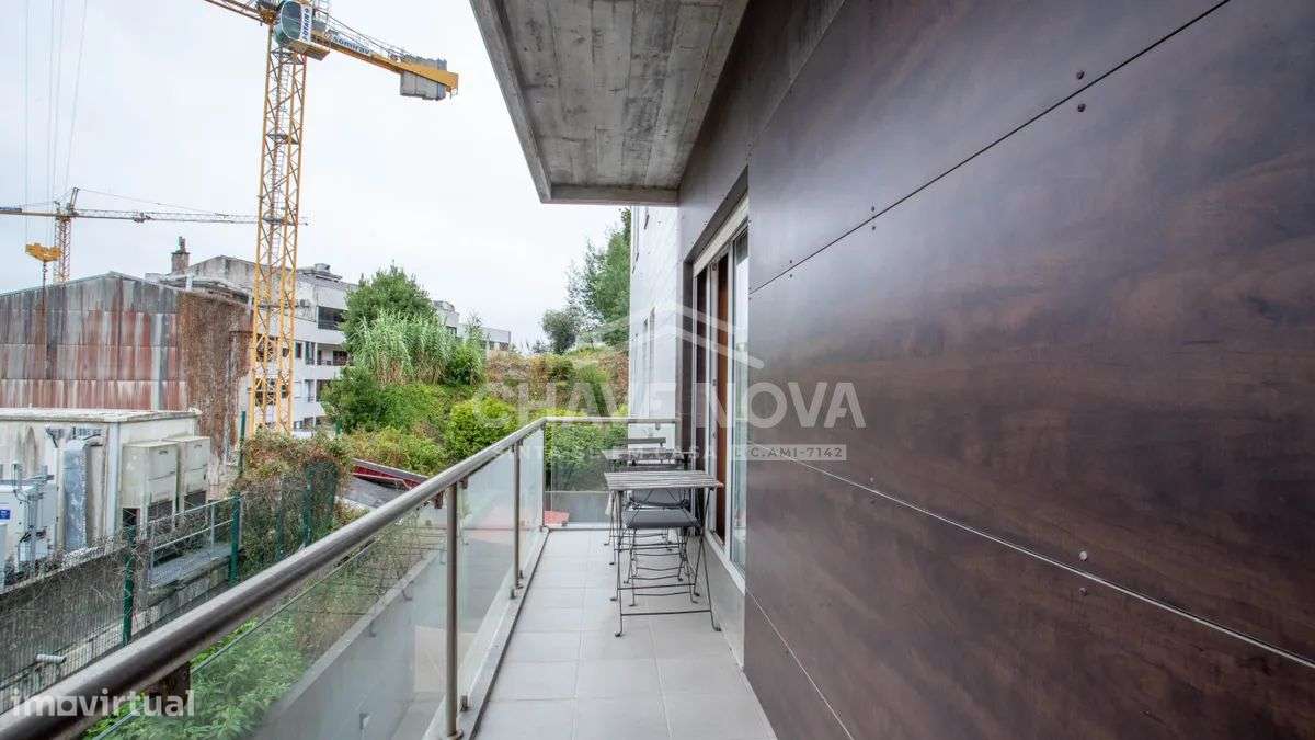 Apartamento T3 Praça das Flores - Bonfim - Porto-32