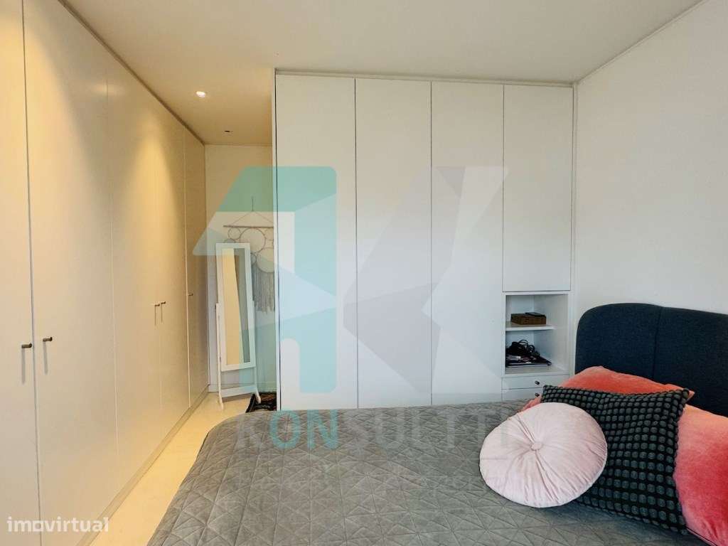 Moradia T3 + T2 em São João do Estoril - Alapraia-24