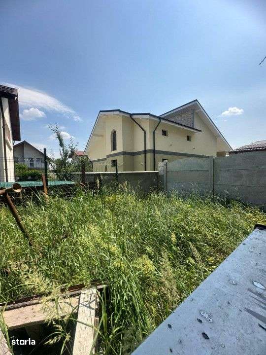 Ansamblu Privat/Case Insiruite P+1+M/Toate Utilitatile id nr 41 - Imagine principală: 3/15