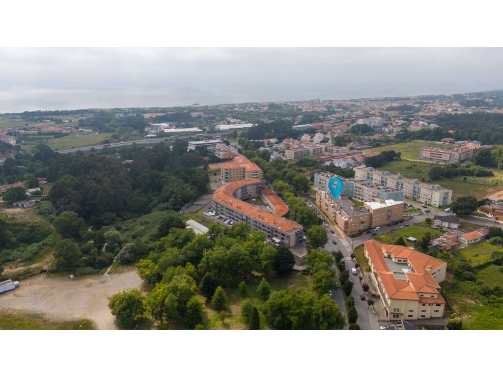 T3 com 161 m² no Coração de Arcozelo | Garagem para 2 Carros | Exce...-36