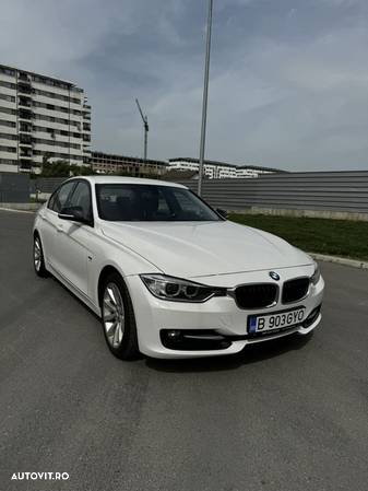 BMW Seria 3 320d Touring Aut. Efficient Dynamics Edition Blue Perf. - 17