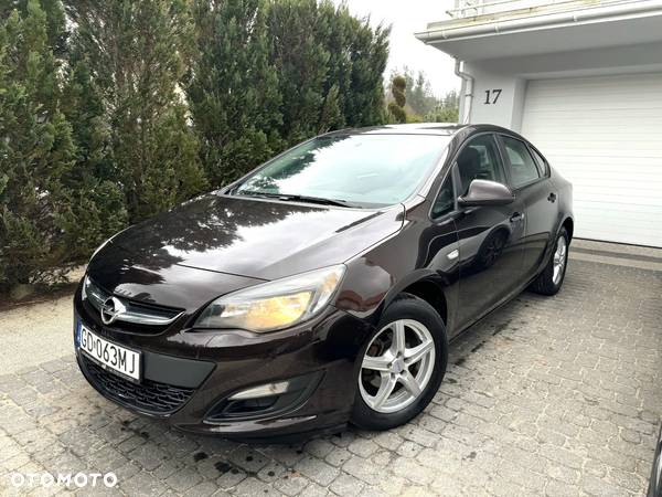 Opel Astra IV 1.4 T Business S&S EU6 - 1