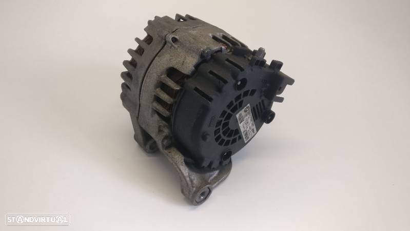 Alternador BMW SERIE 1 3 5 E87 E90 E60 N47D20 7802261 - 2