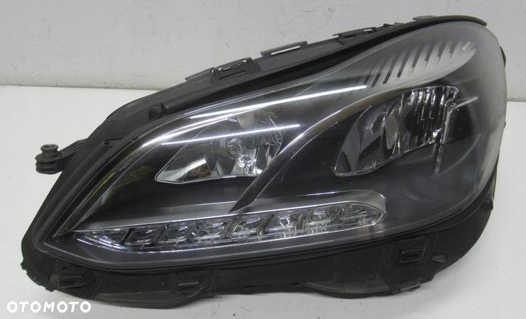 MERCEDES W212 15R LIFT LAMPA LEWA LED EUROPA KPL - 1