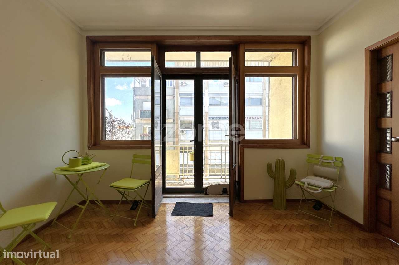 Apartamento T4 na rotunda da Boavista, Porto - Grande imagem: 5/45