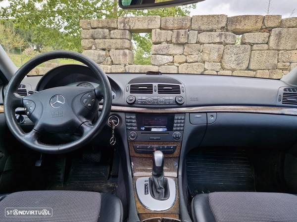 Mercedes-Benz E 220 CDI Avantgarde Aut. - 9