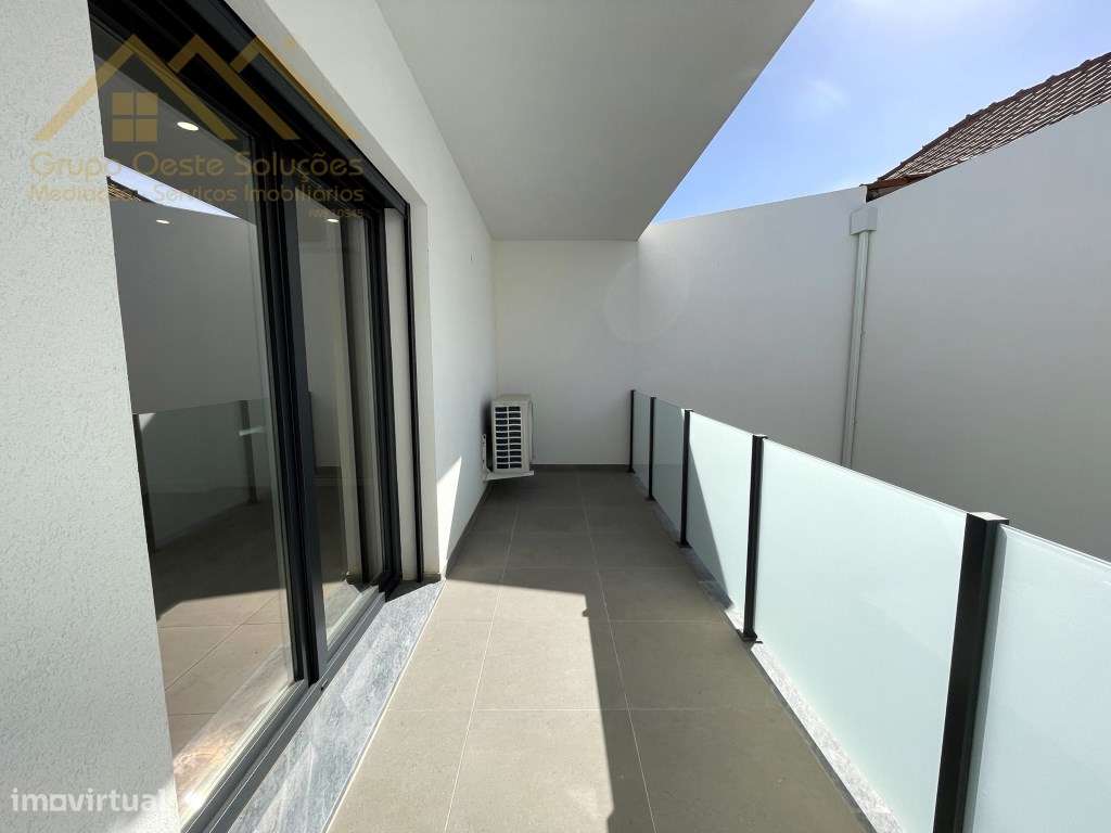 Apartamento T2 em Torres Vedras-18