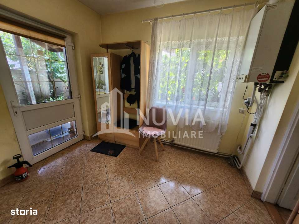 Casa individuala cu 3 camere,371 mp teren,Centru-12