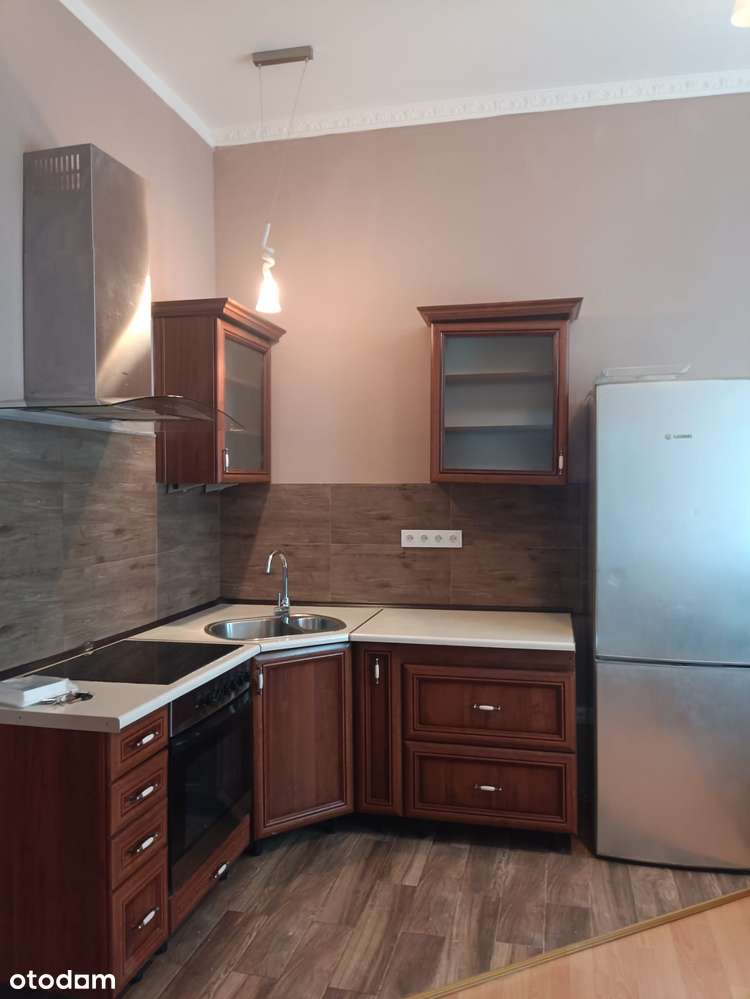 3 pokoje parter podzielone na 2 lokale-0