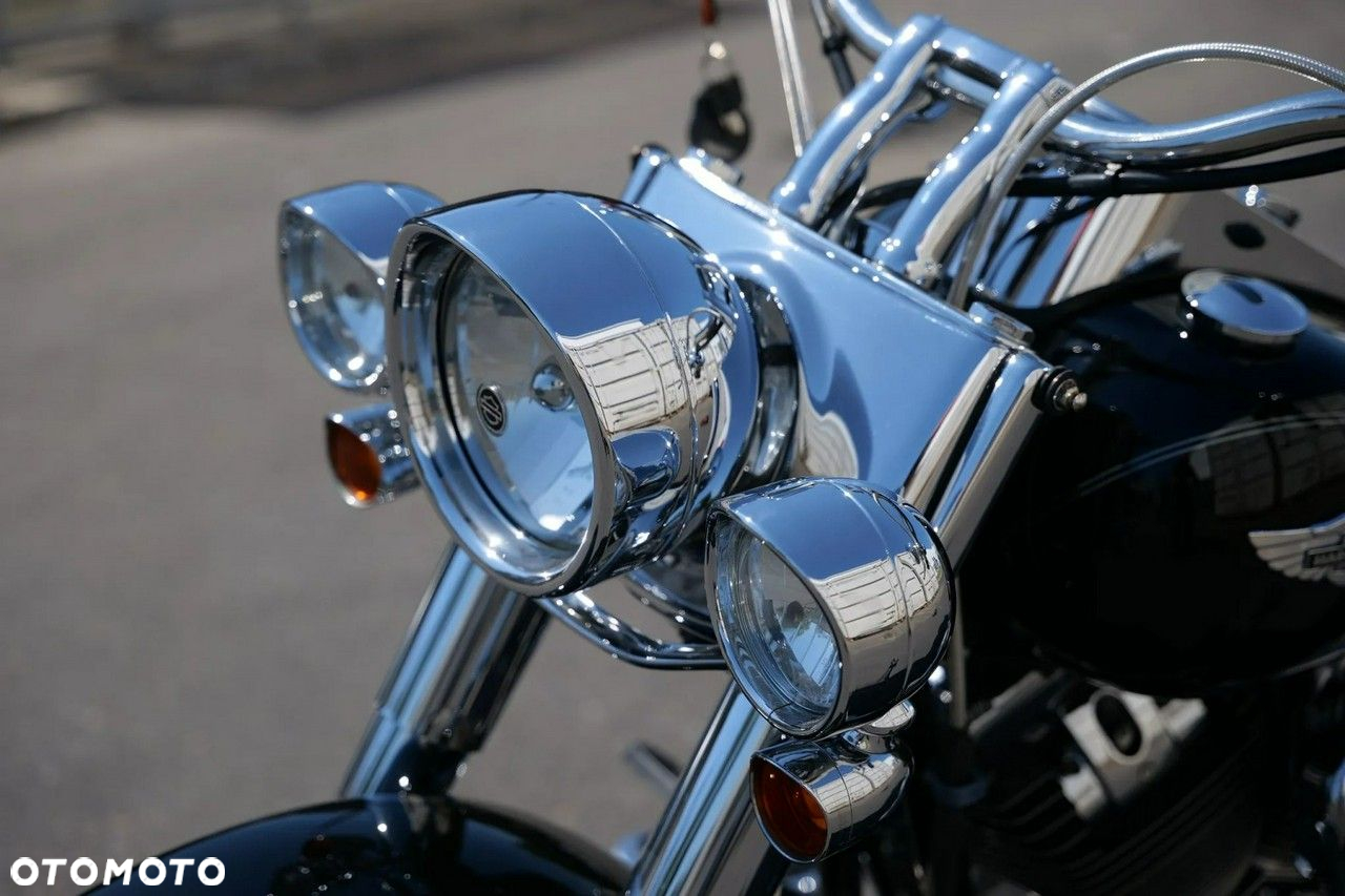 Harley-Davidson Softail Deluxe - 15