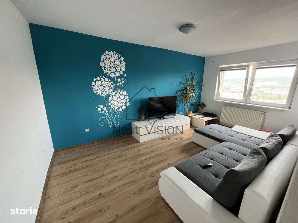 Apartament cu 3 camere | priveliste superba spre munti | Vasile Aaron-2