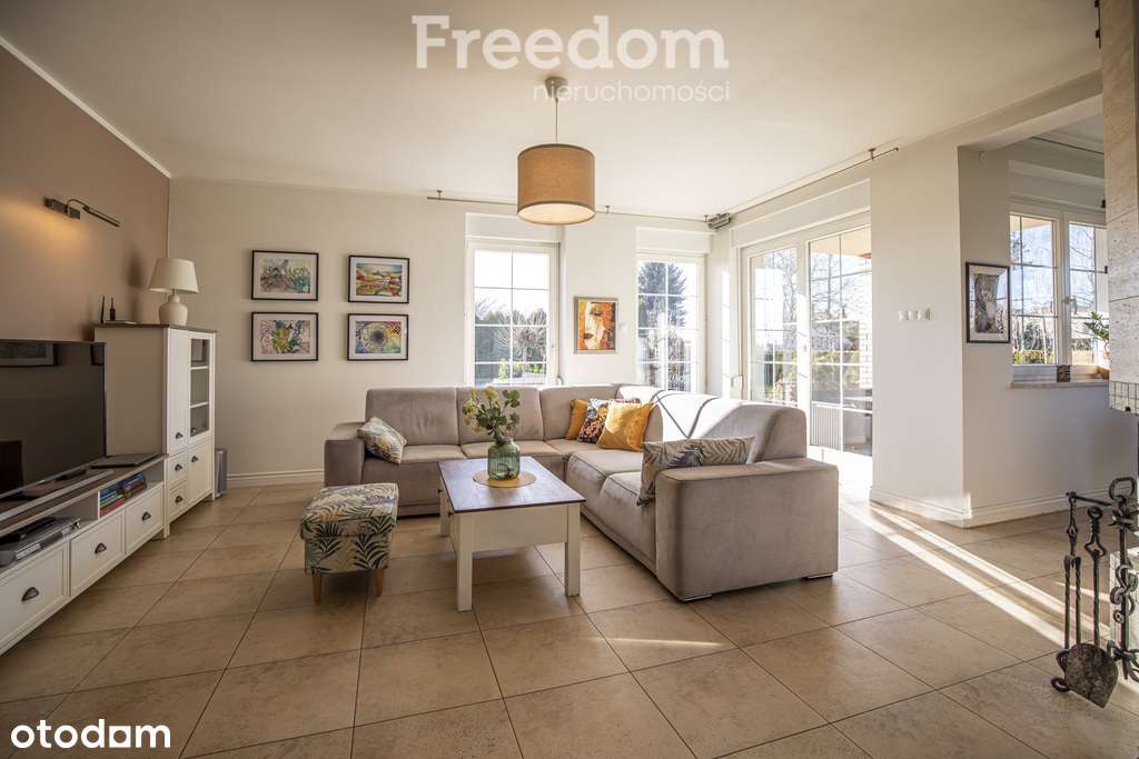 Przestronny dom rodzinny z pięknym ogrodem - Pełny obrazek: 5/20