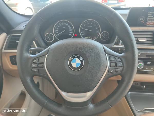 BMW 318 i Touring Line Luxury - 30