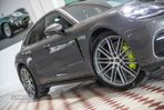 Porsche Panamera Sport Turismo 4 E-Hybrid - 7