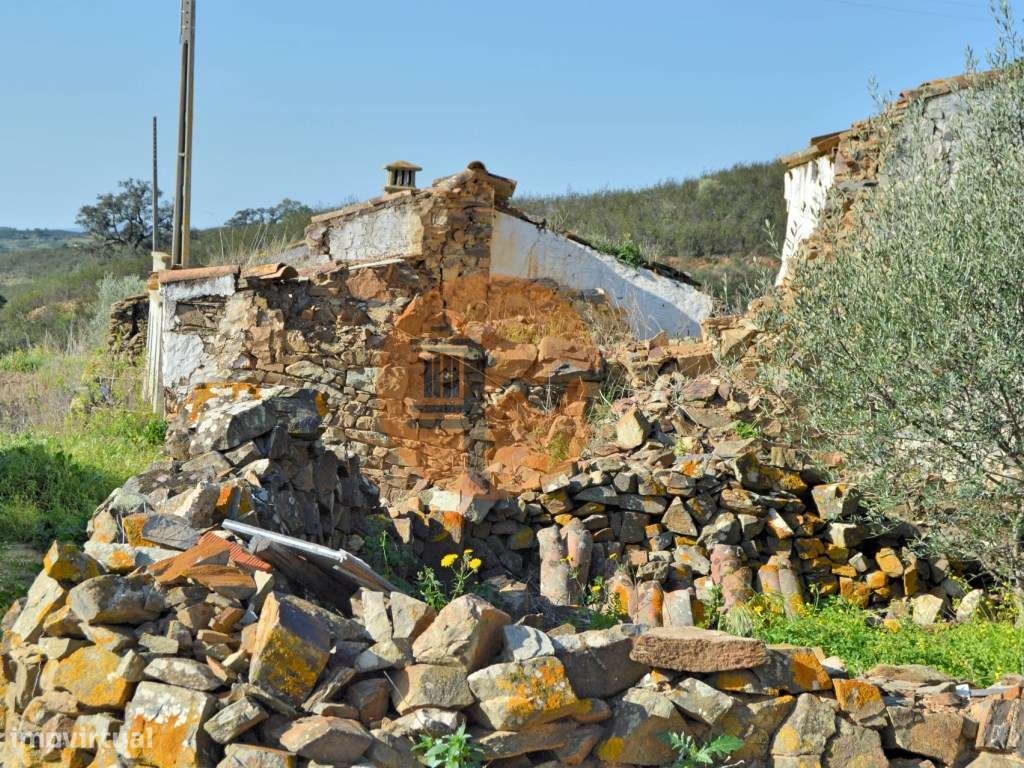 Ruína a 14km de Tavira - Grande imagem: 5/17