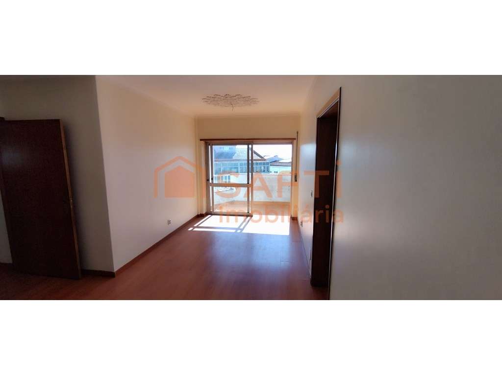Apartamento T2 em Queluz - Grande imagem: 4/10